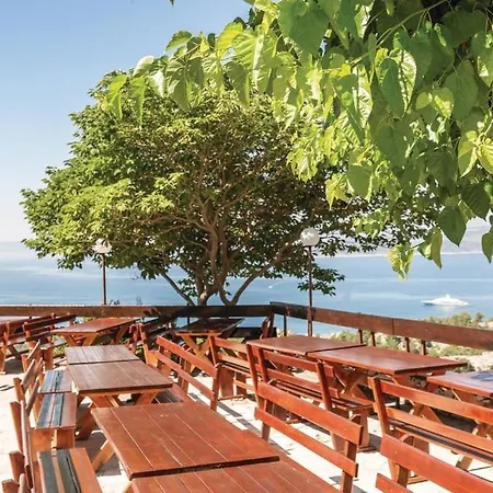 Kristina - - Topici, Private Outdoor Swimmingpool, Wifi Holiday home