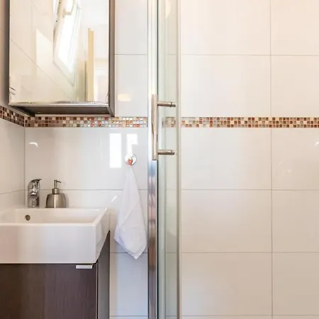 Kristina - - Topici, Private Outdoor Swimmingpool, Wifi Baška Voda